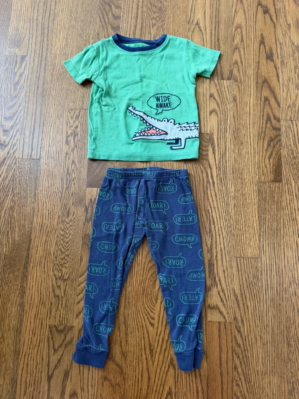 Toddler pajama set bundle, size 2T (5 sets)